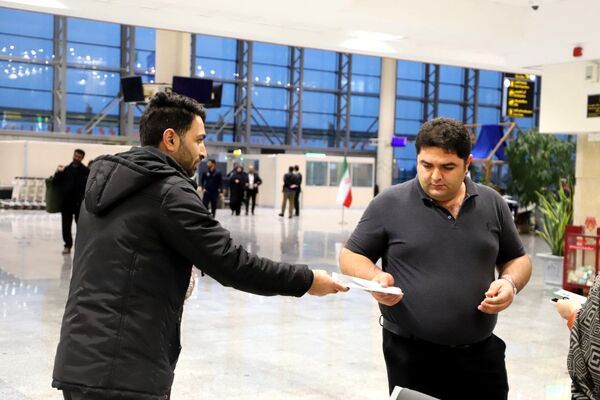 توزیع ویژه‌نامه نوروزی ماهنامه شبکه صنعت هوانوردی در فرودگاه بین‌المللی گرگان 