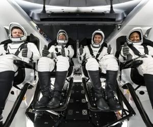 سفر فضانوردان «کرو-۸» به سمت خانه آغاز شد