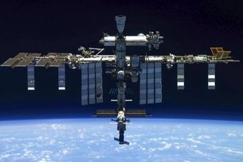 ناسا چگونه ایستگاه فضایی بین‌المللی را به زمین بازمی‌گرداند؟