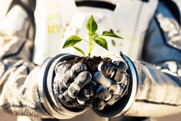 بهبود تغذیه فضانوردان با پرورش گیاهان در فضا