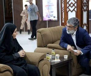بازدید وزیر راه و شهرسازی از فرودگاه آبادان

