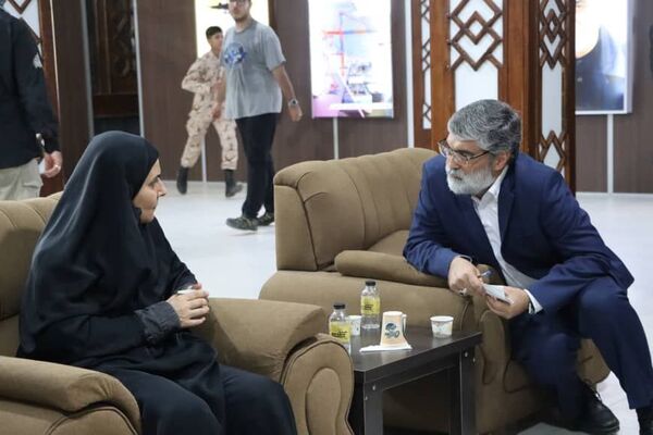 بازدید وزیر راه و شهرسازی از فرودگاه آبادان
