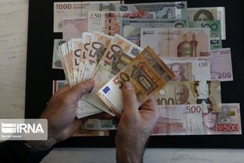 جریمه ۵ میلیارد ریالی قاچاق ارز در فرودگاه امام (ره)