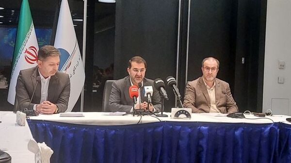 درآمد فرودگاه امام خمینی(ره) به ۸ هزار میلیارد تومان می‌رسد