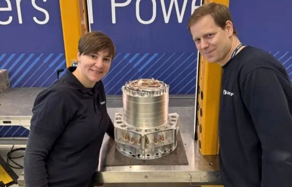 "رولز رویس" موتور هیبریدی هواپیمایی با ۳۰ درصد کاهش آلایندگی معرفی کرد