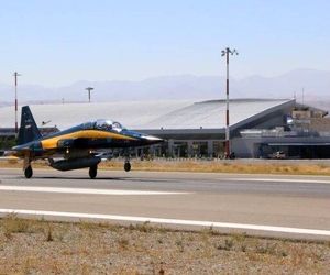 نخستین هواپیمای بمب‌افکن کوثر در پایگاه شهید فکوری به زمین نشست