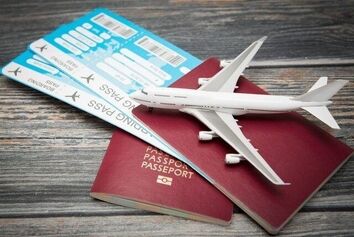 نرخ بلیت هواپیما برای نوزادان وکودکان چگونه است؟