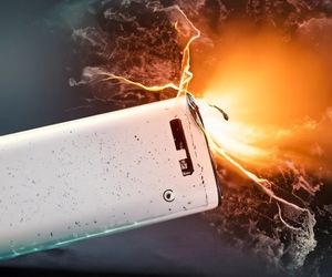 فرود اضطراری هواپیمای فیلیپینی در هنگ کنگ به دلیل انفجار پاوربانک + فیلم