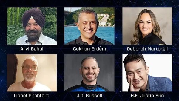 ۶ گردشگر فضایی «بلو اوریجین» امروز پرواز می‌کنند