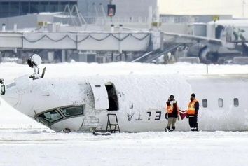 دلتا ایرلاینز به مسافران هواپیمای واژگون شده در تورنتو ۳۰ هزار دلار غرامت می‌دهد

