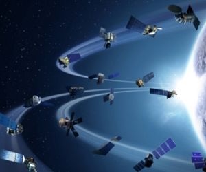 نمای فوق العاده زیبا از پرتاب ماهواره بر ژاپن از نگاه مسافرین هواپیما