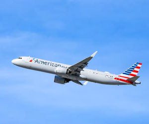 پرواز امریکن ایرلاینز به دلیل تهدید احتمالی «بمب» در هواپیما به تأخیر افتاد