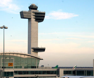 مبتلا شدن کارمندان برج مراقبت فرودگاه بین‌المللی جان‌اف‌کندی نیویورک به ویروس کرونا 