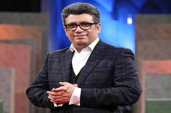 رضا رشیدپور: کرونا با هواپیماهای ماهان وارد ایران می‌شود