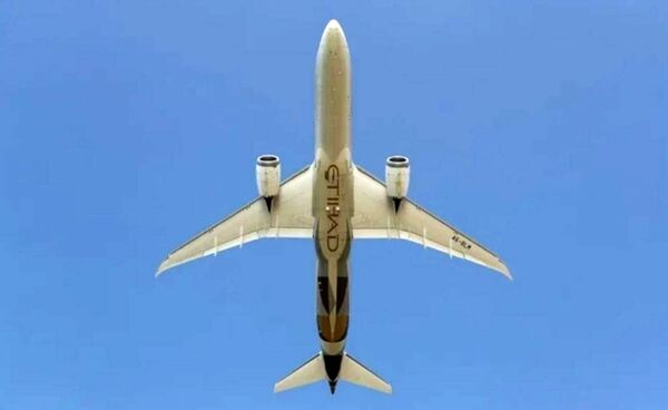 لغو پروازهای اتحاد و امارات
