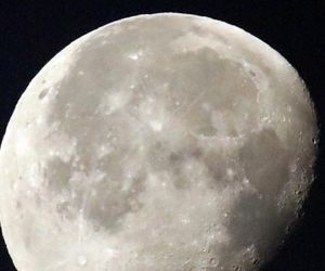 کاوشگر چینی نشانه‌های وجود آب رو ماه را پیدا کرد 