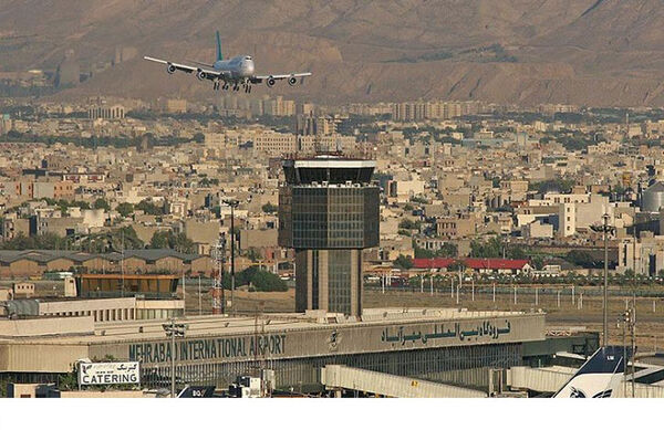 کاهش قابل توجه ترافیک پروازهای داخلی در نیمه نخست ۱۴۰۴