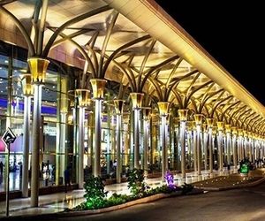 لزوم اجرای کامل طرح‌های هوشمندسازی در فرودگاه مشهد