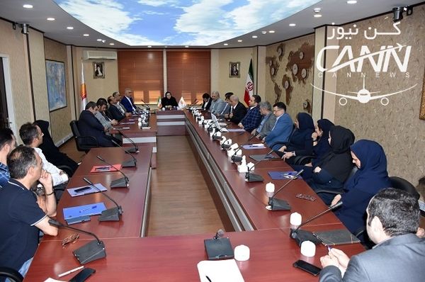 دیدار خانم دکتر شرفبافی؛ سرپرست جدید شرکت هواپیمایی کیش با معاونین و مدیران