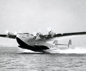 تاریخچه قایق‌های پرنده