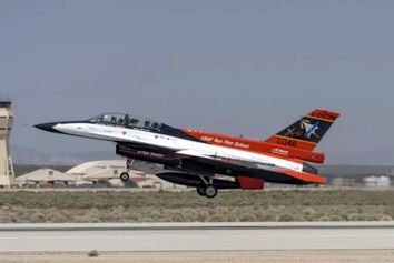 نگرانی‌های جهانی در خصوص جنگنده‌هایی با هوش مصنوعی