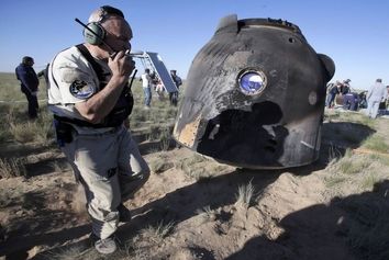 فضاپیمای «سایوز» به زمین بازگشت +فیلم