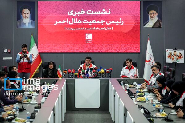 خرید 3 بالگرد دید در شب در دستور کار هلال احمر