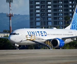 کارکنان یونایتد ایرلاینز پس از خوردن غذای کریسمس بیمار شدند

