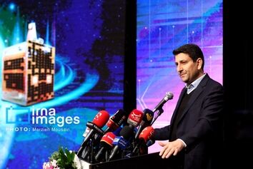 وزیر ارتباطات: رسیدن به اهداف
صنعت فضایی دور از دسترس نیست