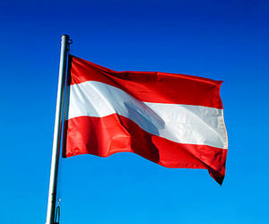 تعلیق پروازهای هواپیمایی اتریش به ایران