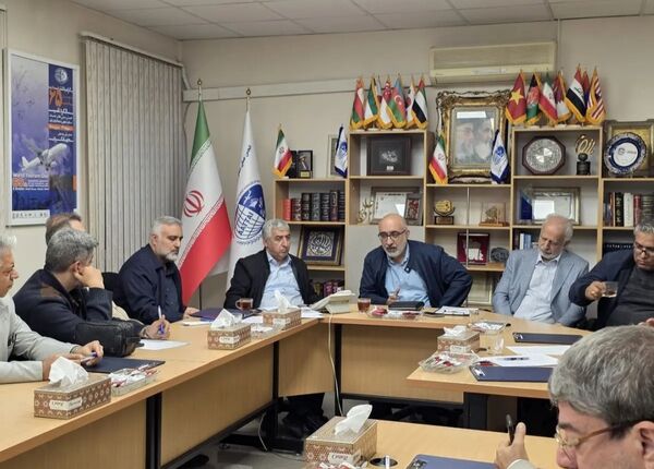 اعتراض به عدم بازپرداخت پول بلیت‌های کنسلی از سوی ایرلاین‌ها و درخواست کمک فوری دولت برای نجات اشتغال