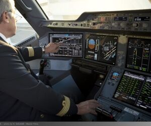 ارائه نخستین A350 XWB با صفحه نمایش لمسی کاکپیت