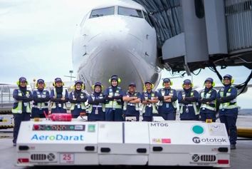 پرواز تاریخی مالزی ایرلاینز با تیم کاملا زنانه از پذیرش تا کاکپیت