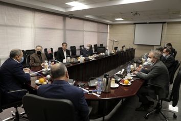 هماهنگی برای آغاز عملیات بهسازی باند 29 چپ فرودگاه مهرآباد در اردیبهشت 1400