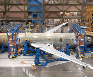 بوئینگ به دنبال ردیابی تیتانیوم‎‌های تقلبی در اسناد ده سال گذشته است