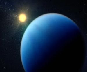 سیاراتی که خود را کوچک می‌کنند!