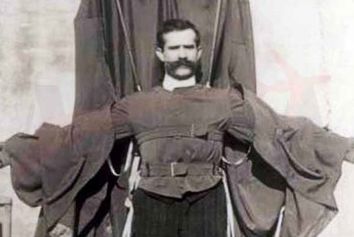 پرواز با پالتو