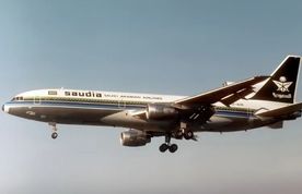 فاجعه پرواز ۱۶۳ سعودی؛ هواپیما سالم فرود آمد، اما با ۳۰۱ جسد