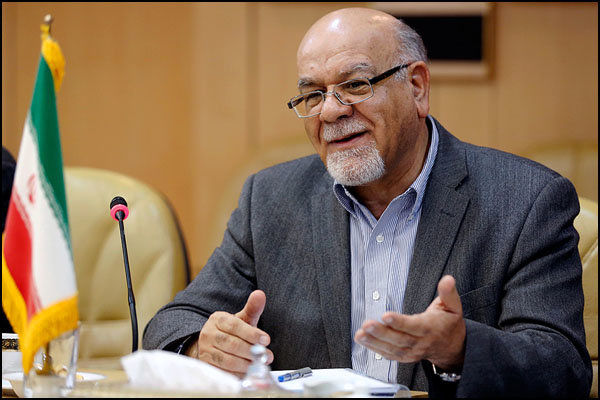 فخریه کاشان: تلاش می کنیم قراردادهای خرید هواپیما تا انتخابات مجلس آمریکا فسخ نشود