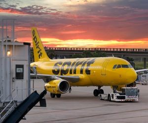 اسپریت ایرلاینز مسافران را از پوشیدن لباس‌های زننده و تتوهای ناهنجار منع کرد