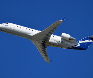 تربولنس شدید هواپیما اسکای‌وست پنج مصدوم برجای گذاشت

