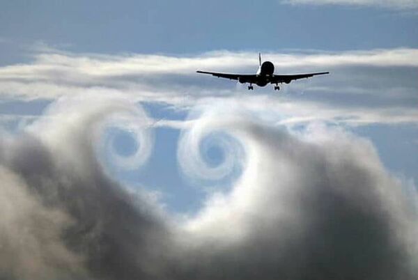 Wake Turbulence و خطرات آن 