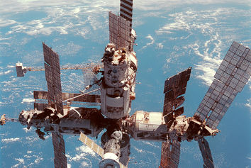 علت اصلی حادثه در ایستگاه فضایی روسیه (لونا ۲۵) چه بود؟