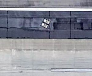 ماجرای جالب وجود دو قبر در باند فرود یک فرودگاه