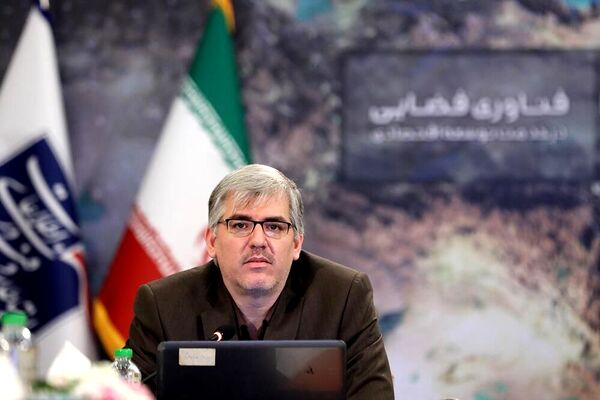 فرایند ساخت مدرن‌ترین و دقیق‌ترین ماهواره‌ ایرانی با نام «پارس ۳» آغاز شد