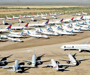 ۹۵۰۰ هواپیما در پارکینگ کرونا