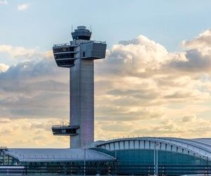 نزدیک شدن بیش از حد دو هواپیما در فرودگاه نیویورک 