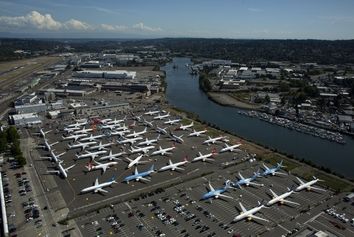 بازگشت دوباره هواپیمای مکس ۷۳۷