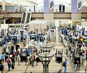 پرواز جهانی سفرهای هوایی