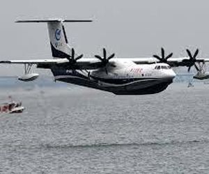 پرواز موفقیت آمیز هواپیمای بزرگ آبی-خاکی چین